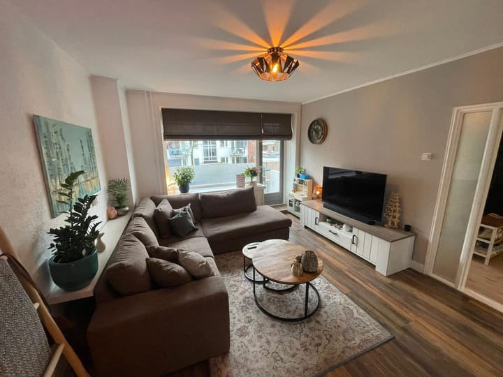 Foto 3 van Van Lodensteynstraat 143