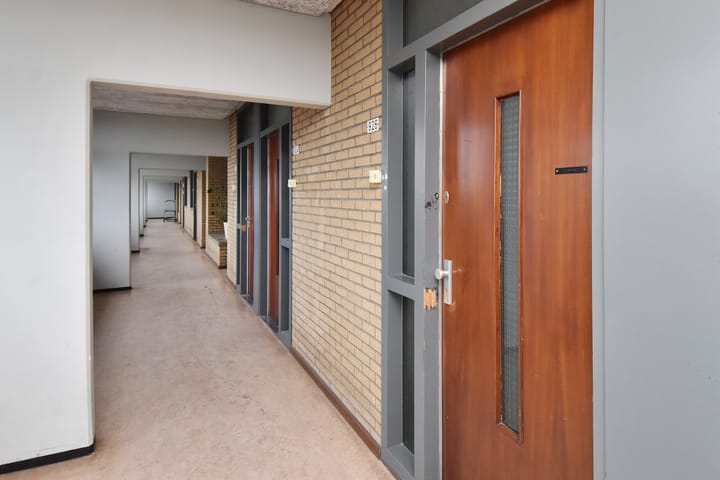 Photo 12 of De Brink 926