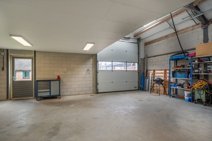 Foto 17 van Burgemeester Posweg 65