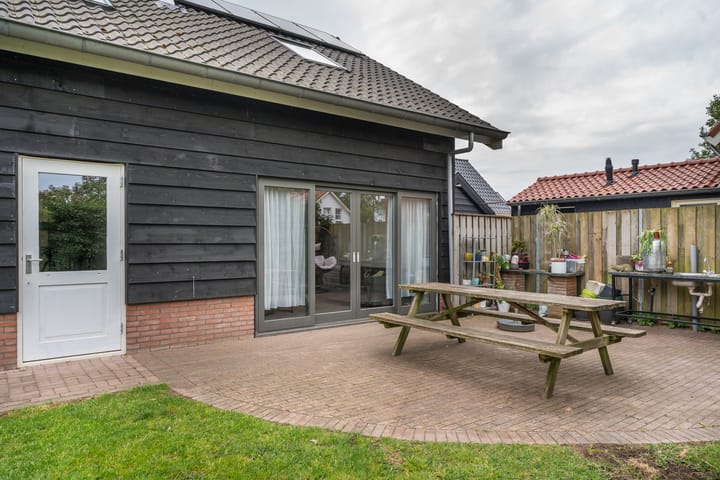 Foto 42 van Burgemeester Posweg 65