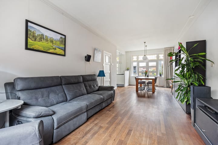 Photo 22 of Irenestraat 26