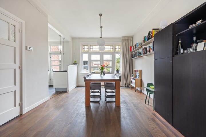 Photo 23 of Irenestraat 26