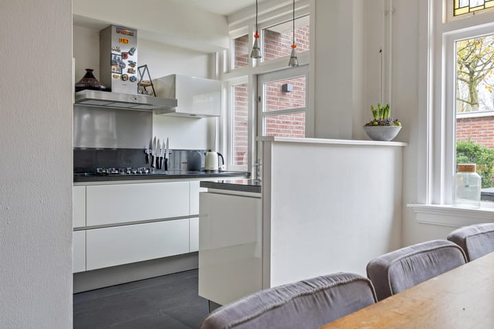 Photo 28 of Irenestraat 26