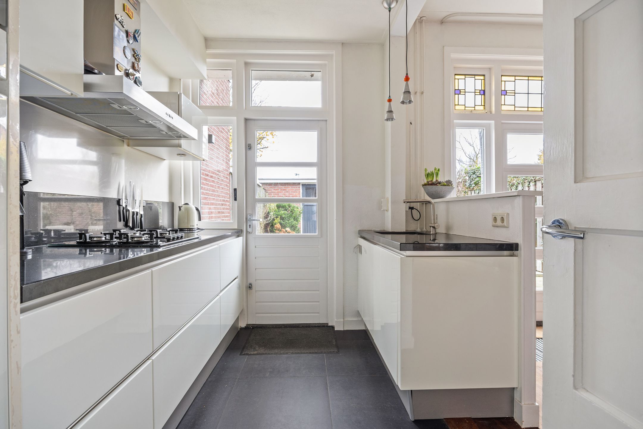 Foto 30 van Irenestraat 26