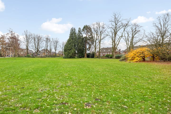 Photo 68 of Irenestraat 26