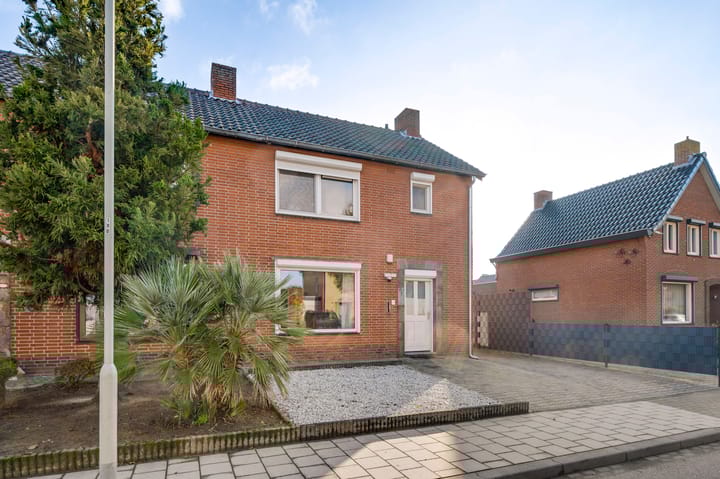 Photo 3 of Molenweg 34