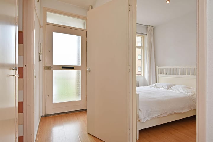 Photo 16 of Willem Pijperstraat 24