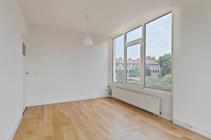 Foto 16 van St Petrus Canisiuslaan 46