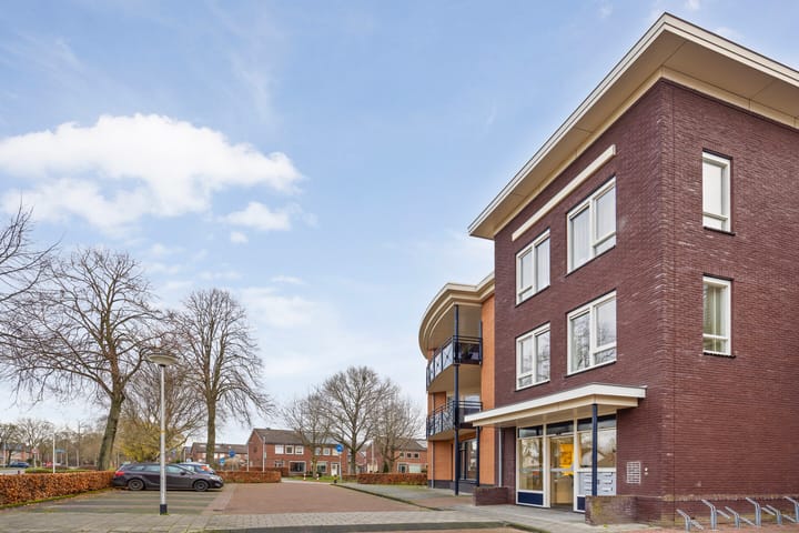 Photo 5 of Kamillelaan 45