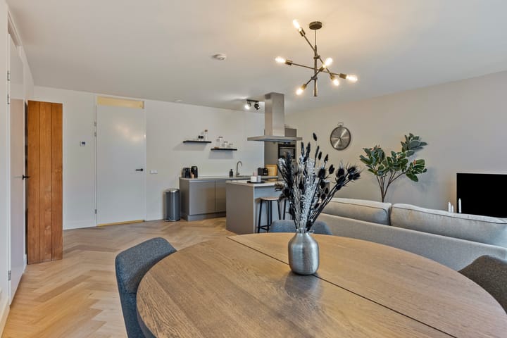 Photo 12 of Willem de Zwijgerstraat 8-C