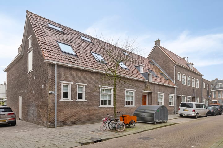 Photo 31 of Willem de Zwijgerstraat 8-C