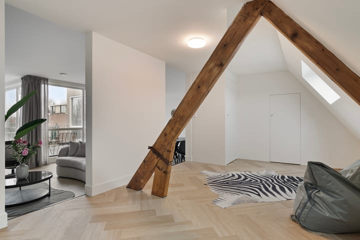 Photo 6 of Willem de Zwijgerstraat 8-D