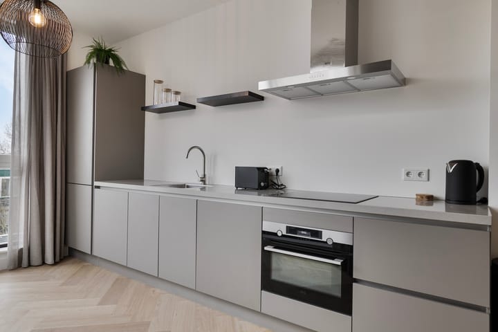 Photo 11 of Willem de Zwijgerstraat 8-D