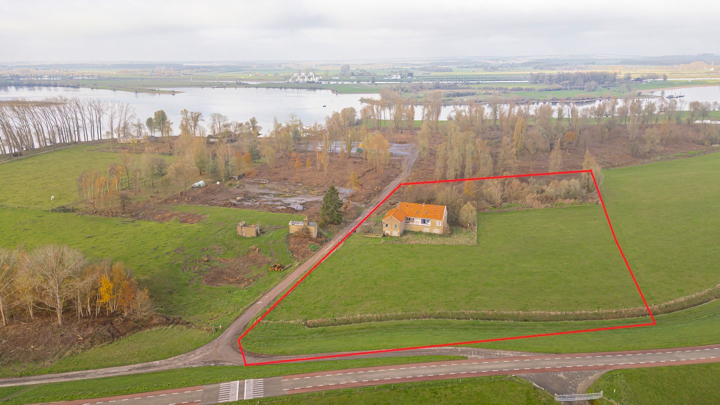 Photo 1 of Rijnbandijk 24-A