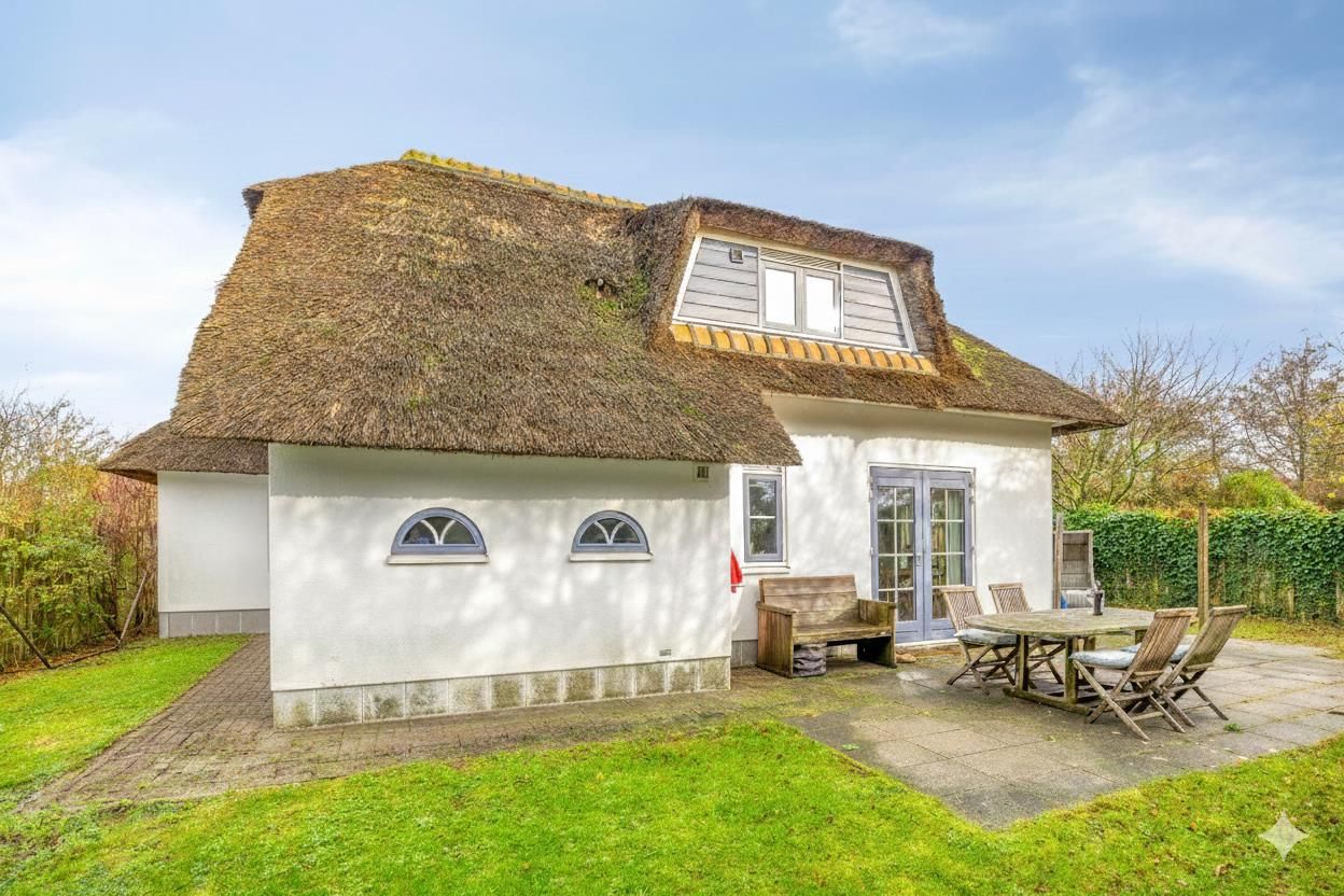 4-bedroom freehold villa in Domburg — photo 3 of 5