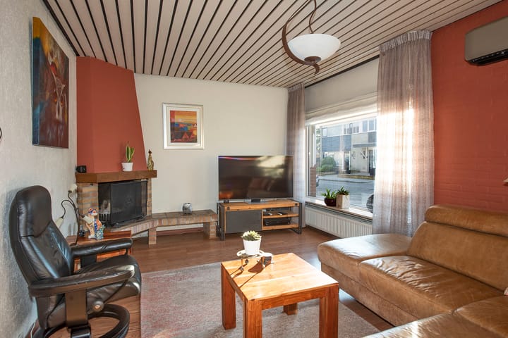 Photo 12 of Borg Ewsum 92