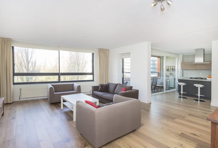 Photo 2 of Carnapstraat 105