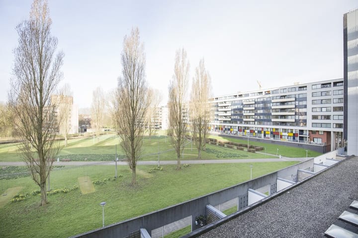 Photo 13 of Carnapstraat 105