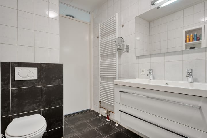 Foto 24 van Schaperstraat 16