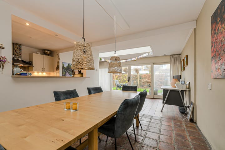 Photo 9 of Bachstraat 4