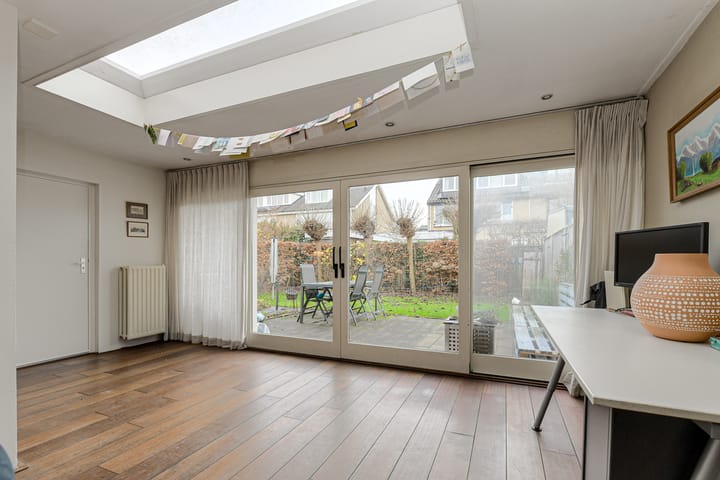 Photo 10 of Bachstraat 4