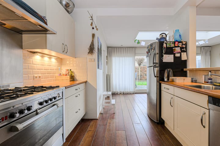 Photo 15 of Bachstraat 4