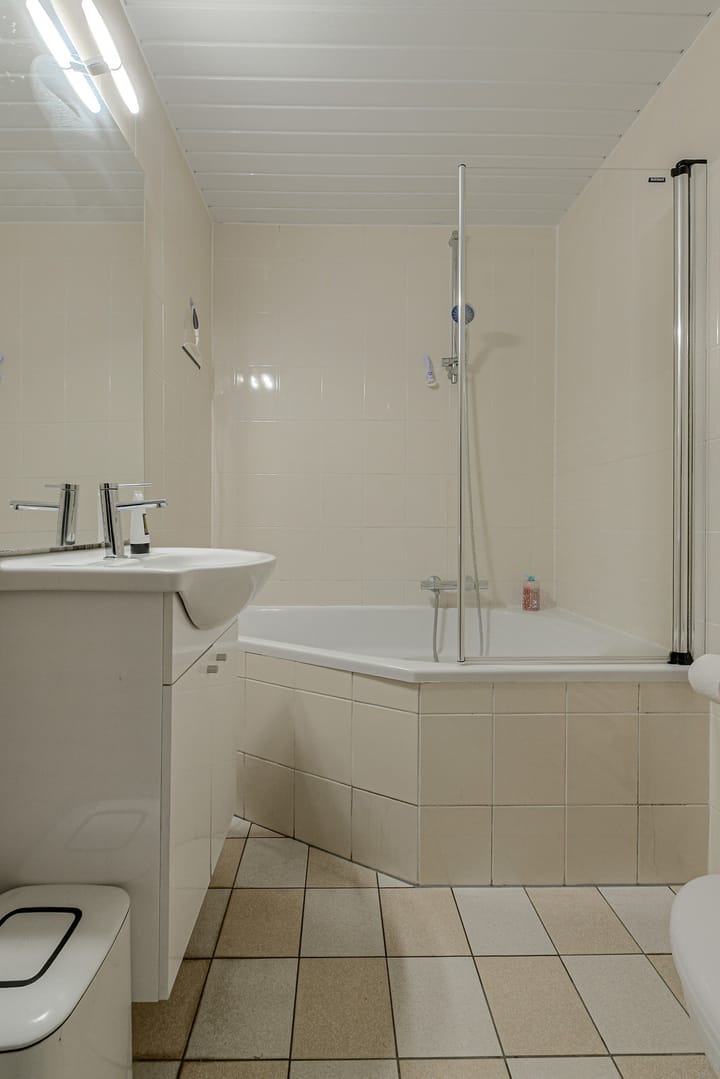 Photo 23 of Bachstraat 4