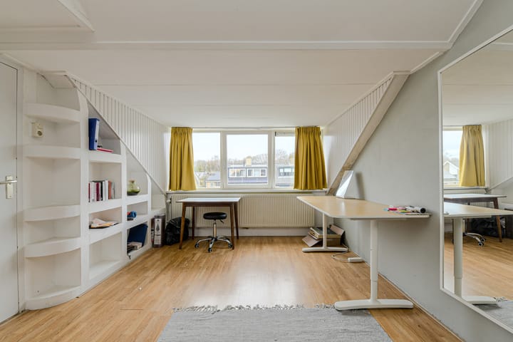 Photo 32 of Bachstraat 4