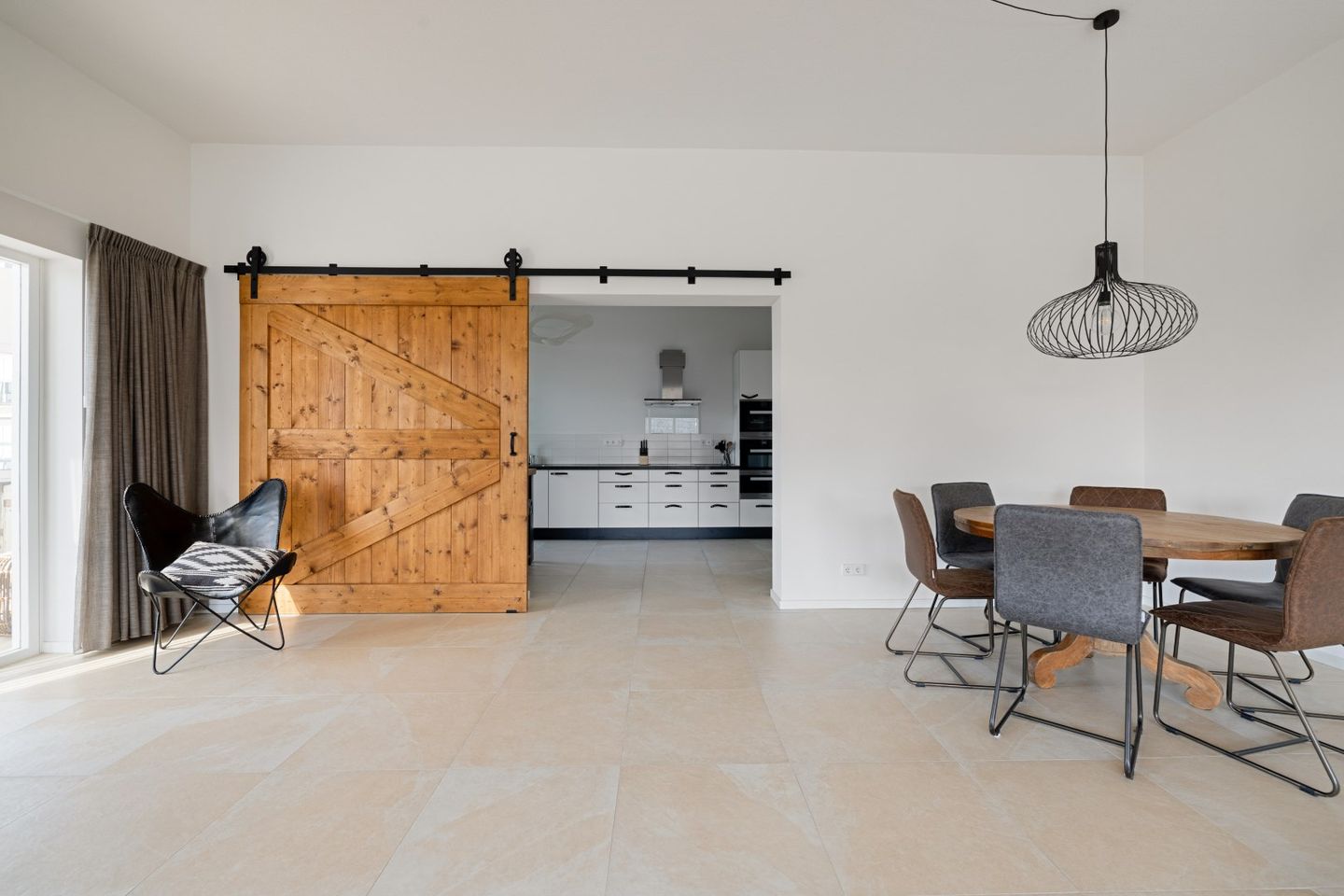 Foto 5 van Landverhuizersplein 2