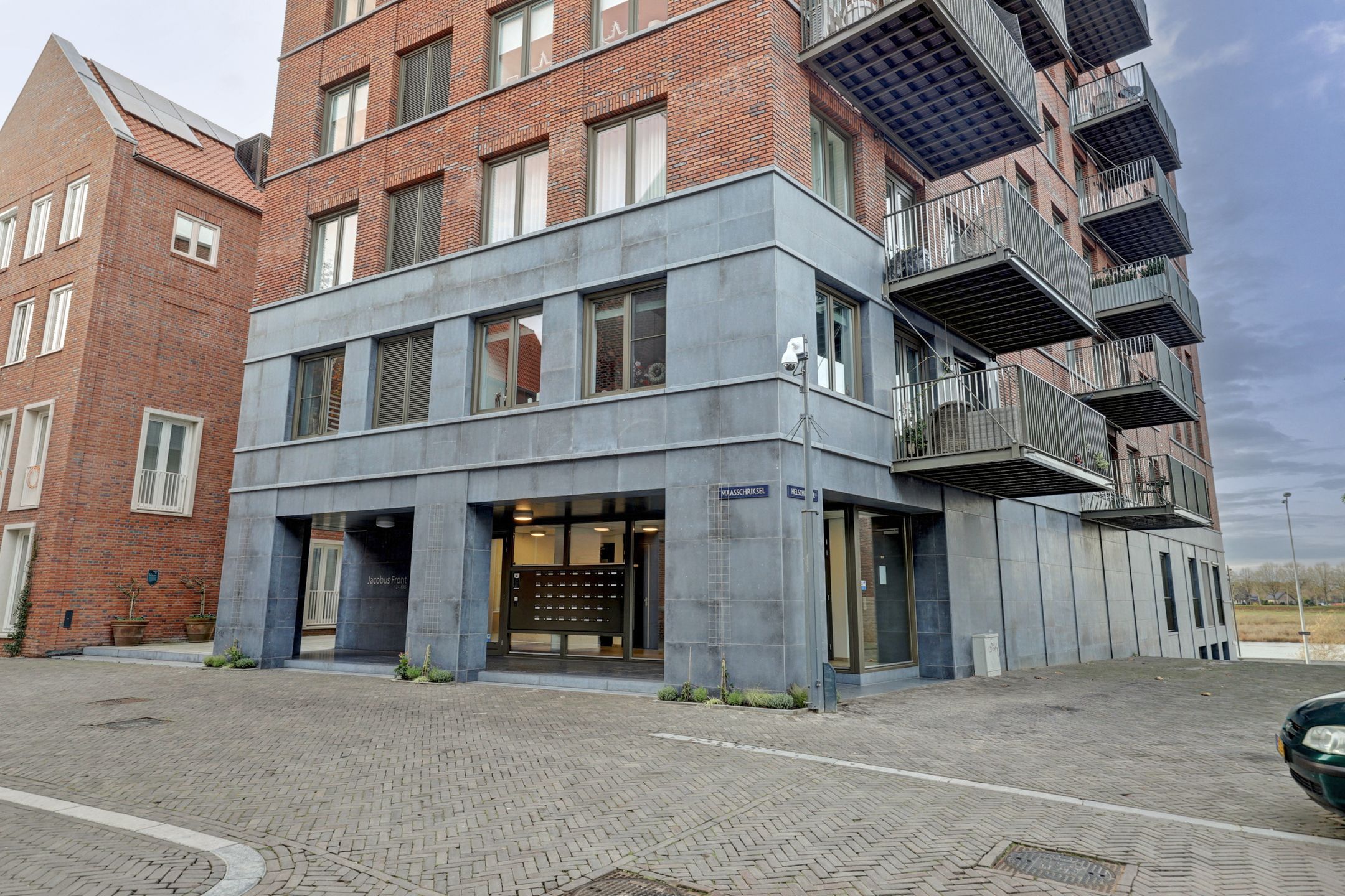 Photo 3 of Maasschriksel 155