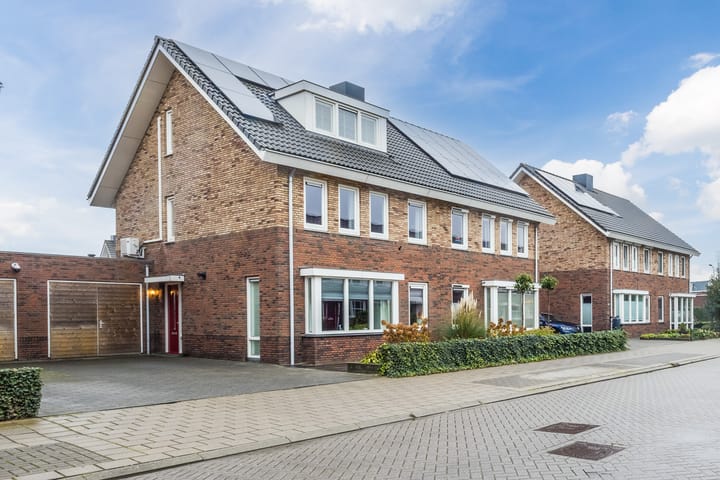 Aardbeivlinder 133 main image