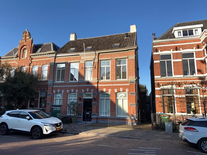 Photo 2 of Dillenburgstraat 95