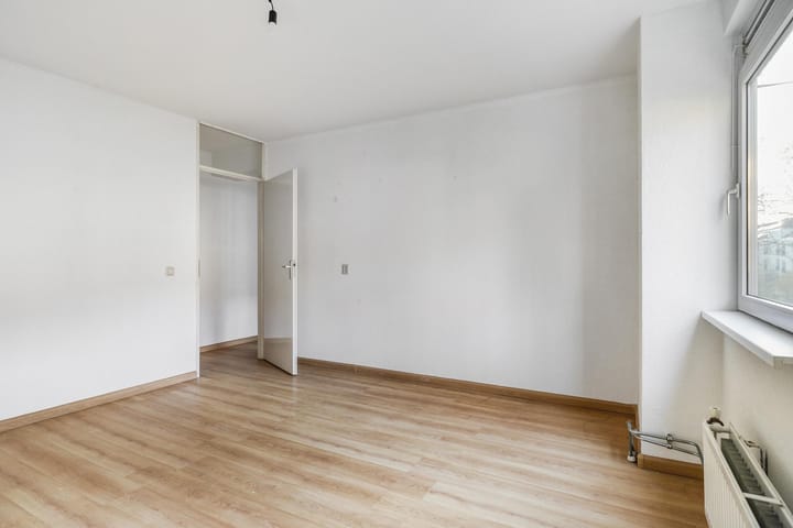 Foto 12 van Mathenesserdijk 34-B