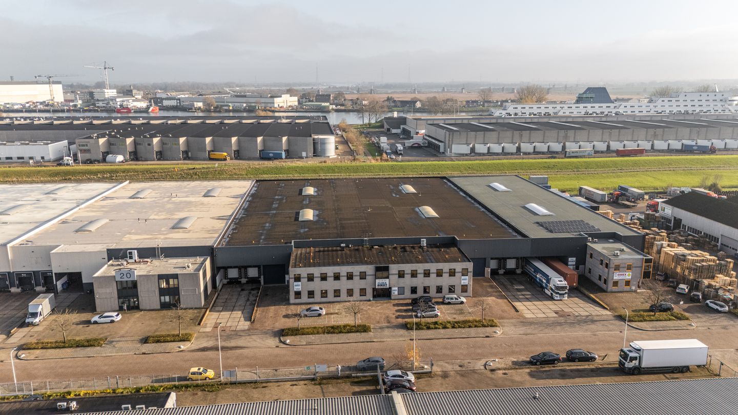 Bekijk foto 2 van Keurmeesterstraat 18