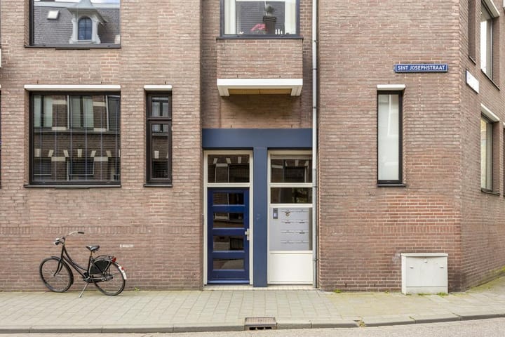 Foto 19 van Sint Josephstraat 158
