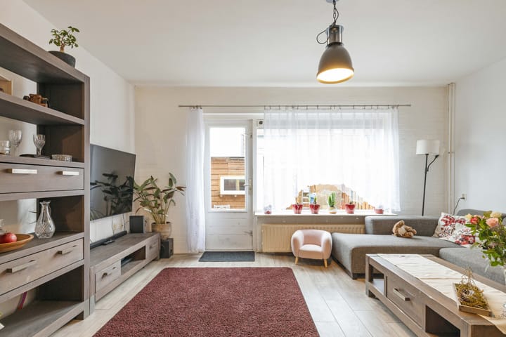 Photo 2 of Hoefslag 39