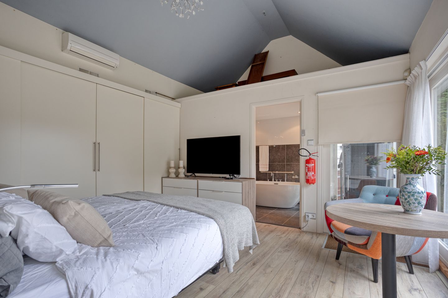 Photo 14 of Jan van Kuikweg 128