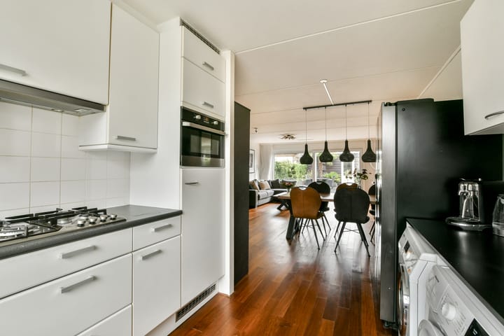 Foto 10 van Loethoelilaan 135