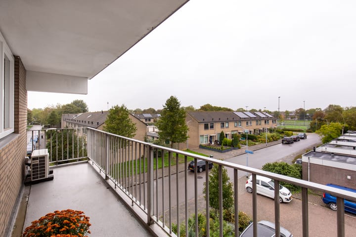 Foto 18 van Weegbreestraat 120