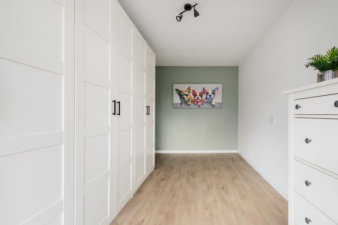 Photo 22 of Weegbreestraat 120