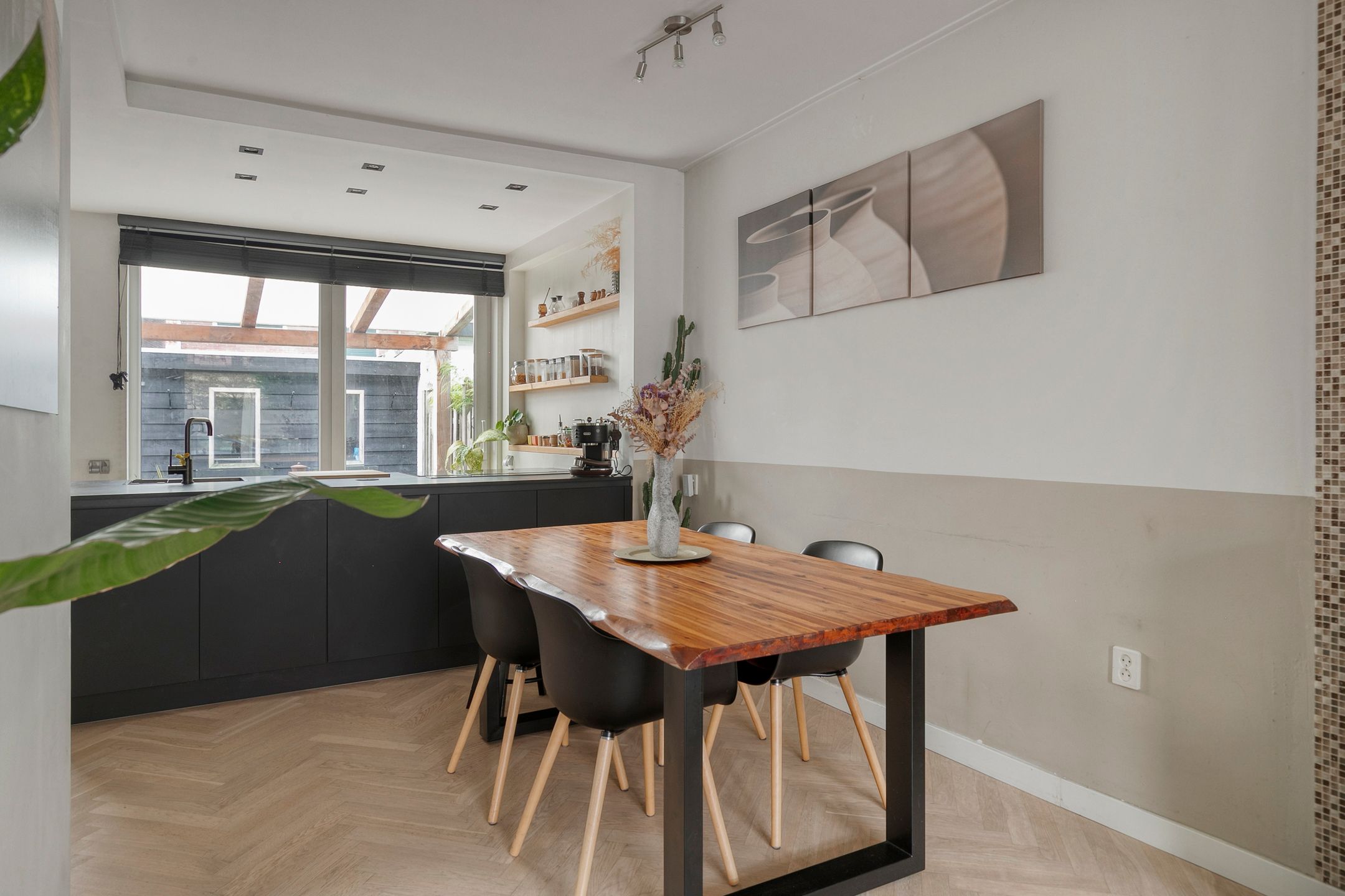 Photo 15 of Lijsterbesstraat 21