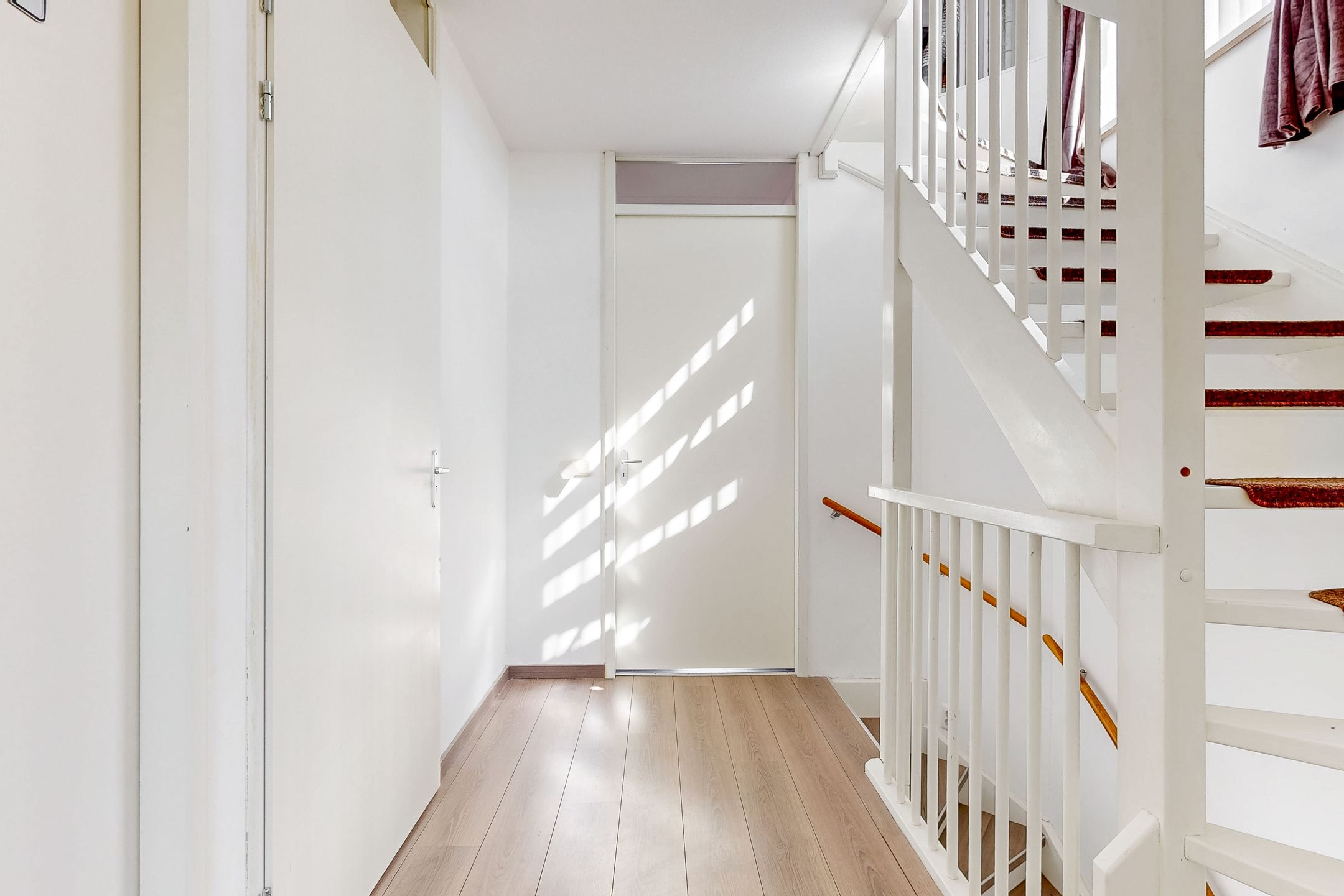 Photo 6 of Riouwstraat 54