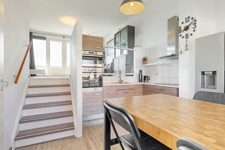 Foto 13 van Riouwstraat 54