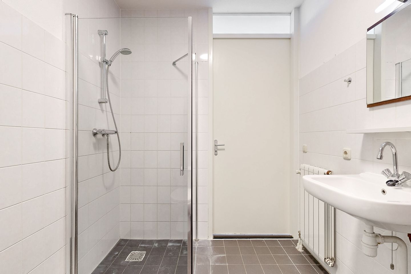 Photo 19 of Riouwstraat 54