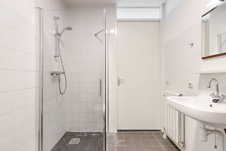 Foto 19 van Riouwstraat 54