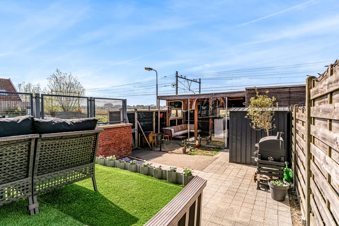 Photo 28 of Riouwstraat 54