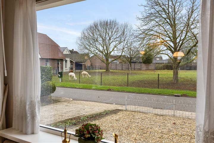 Photo 6 of Leutsestraat 2-A