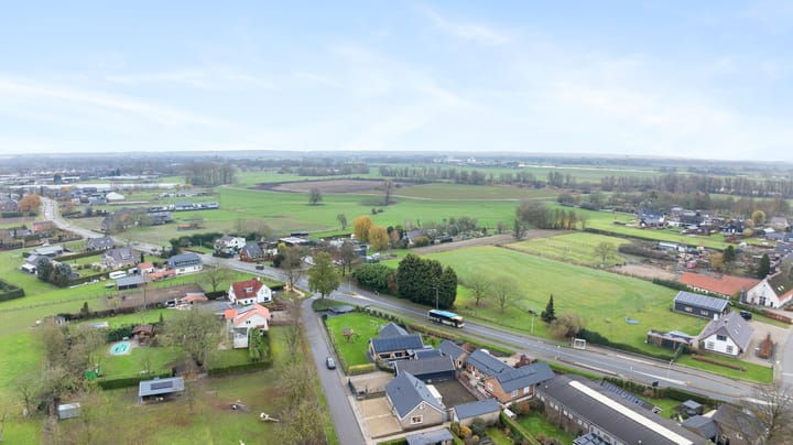 Photo 43 of Leutsestraat 2-A