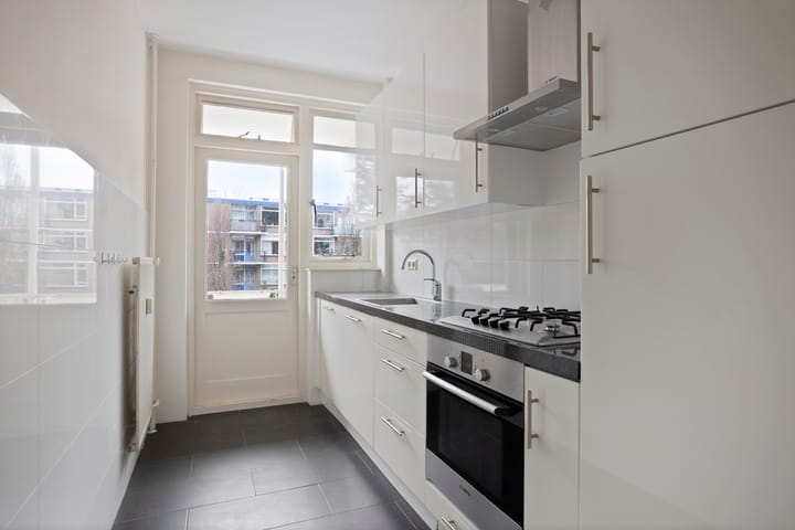 Photo 7 of Cornelie van Zantenstraat 74