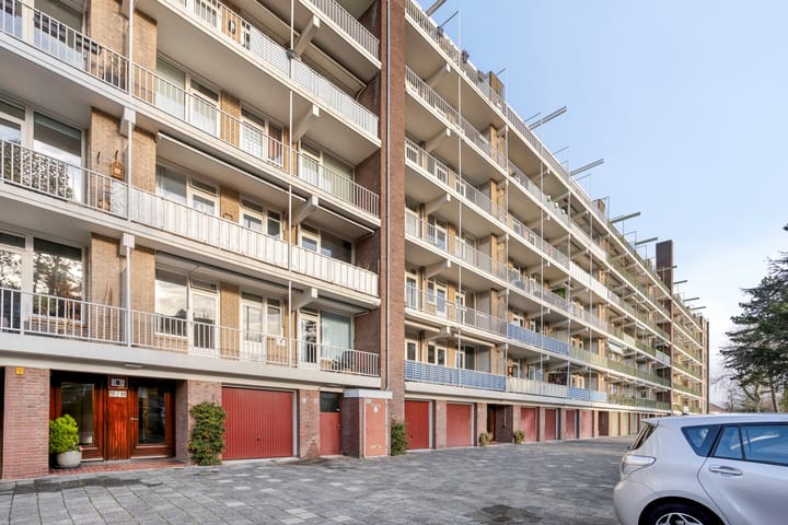 Photo 2 of Cornelie van Zantenstraat 74